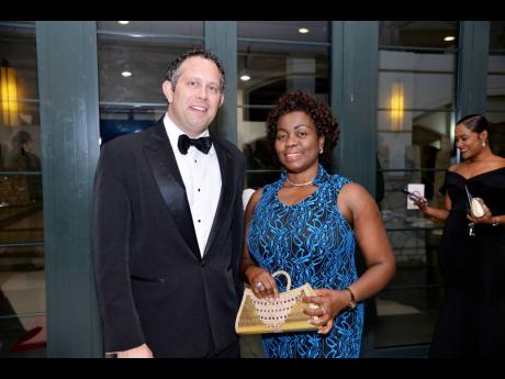 Itelbpo’s Yoni Esptein and Business Process Industry Association of Jamaica president, Gloria Henry.