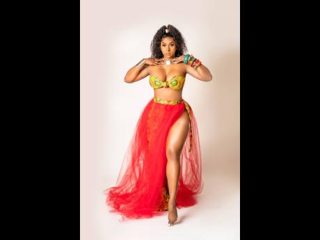 Yanique ‘Curvy Diva’ Barrett