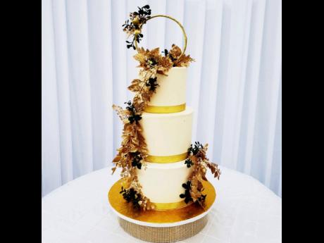 A look at a customised wedding cake 
created by Mumzel Gourmet Pastries. 