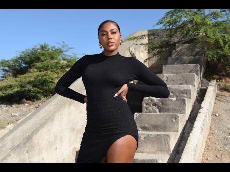 Brand and image consultant, Deidré Mckenzie, is putting in the hours and received rave reviews for her work styling the ‘Switch it Up’ music video. 