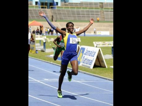 Trishauna Hemmings competing for Glengoffe in the Class 2 girls’ 200m at the Eastern Championships in 2014. 