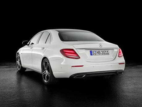 Mercedes Benz E-Class with SportStyle package and Aero Wheels.