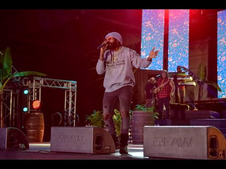 It was an evening of good vibes, and celebration as Tarrus Riley closed the Father’s Day edition of Appleton Estate Reserve the Night.