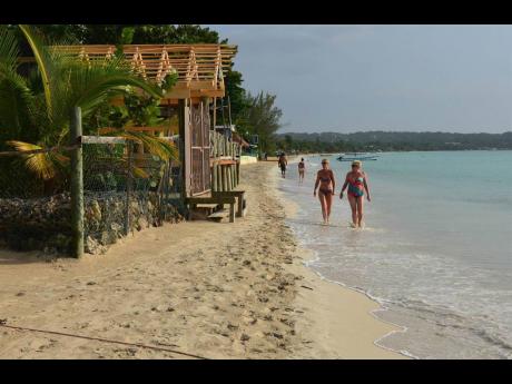 Today’s tourists are able to choose from some of the biggest brands in the all-inclusive market or to experience the local culture with a stay at one of the many small hotels or guesthouses on offer in Negril.