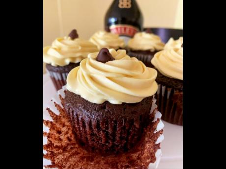 If you’re a fan of Baileys, then try these Baileys cupcakes with Baileys buttercream on top. 