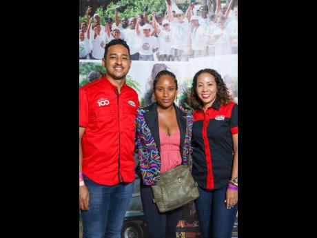 Actress and comedienne Juliet ‘Julie Mango’ Bodley is sandwiched by Grace Foods representatives Andrew Anguin, senior marketing manager, and Kimberly Lue Lim, global category manager.