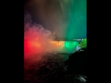 Niagara Falls lit in the colours of the Bolivian flag on Saturday night. Jamaicans turned out at the Canadian site to witness the falls in black, green, and gold but left disappointed. August 6 marked the Independence anniversary of both Jamaica and Bolivi