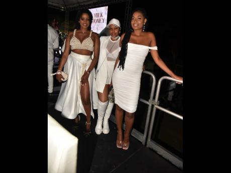 This fashionable trio of (from left) Chenele Wallace, Satara Williams and Kathlene Gardner stuck to the ‘chic en blanc’ dress code. 