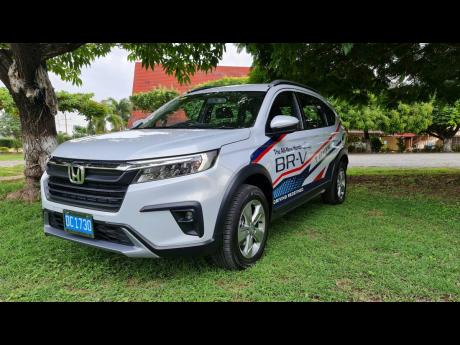 The New Honda BR-V comes with 17-inch Alloys. 