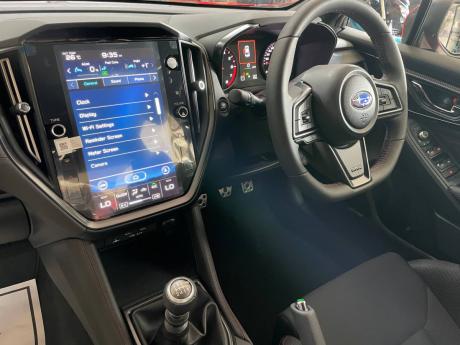 The large 11.6-inch touchscreen display allows intuitive, smartphone-like operation for audio and other useful functions, while supporting a wide range of infotainment features such as Apple CarPlay and Android Aut.