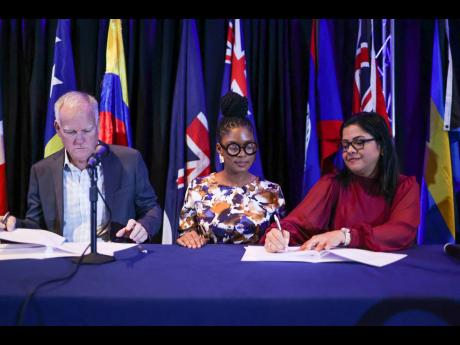 CSA, WiMAC sign MOU to promote maritime cooperation and development.
