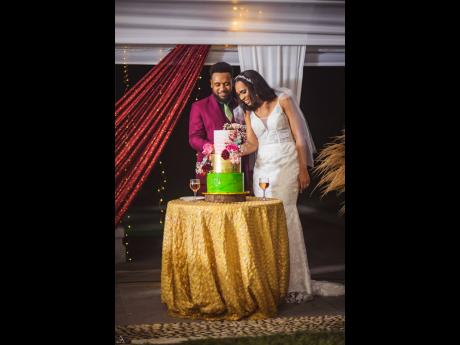 Keeping with tradition, the married duo cut the wedding cake made with love by Lola’s Desserts.