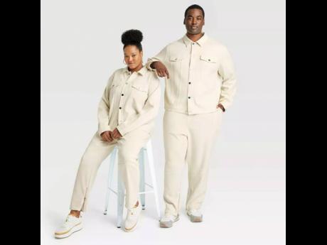 
The adult soft jacket in cream for men and women. 
