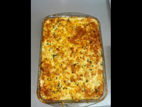 The crusted paprika mac and cheese.