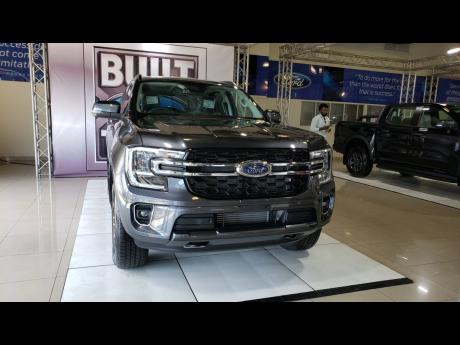 The new 2023 Ford Everest comes with a whole new front fascia. 