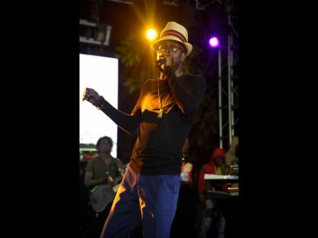 Beenie Man was one of several artistes who showed up at Festival Marketplace to support Yaksta as he officially launched his first album.