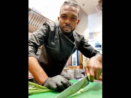 Chef and restaurateur Oniel Smith now has Las Vegas ‘in a chokehold’, with hundreds in and out of state salivating over House of Dutch Pot’s culinary offerings. 