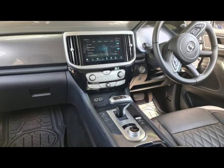 GWM ​P-Series comes equipped with a large 9-inch infotainment touchscreen. 