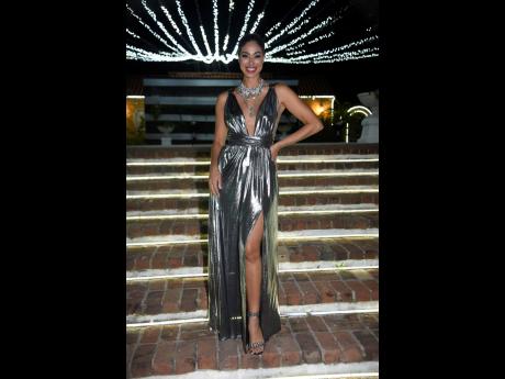 Master of ceremonies for the evening, Yendi Phillipps was stunning in this shimmering silver number.