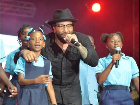Ky-mani Marley was joined onstage by the students of the Bob Marley Primary and Junior High to perform ‘One Love’.