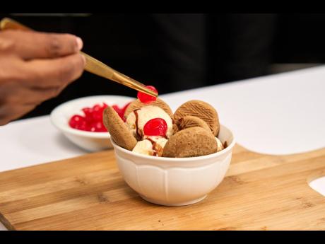 Have you ever tried bulla with ice cream? Add Bulla Bites to your favourite flavoured ice cream. 