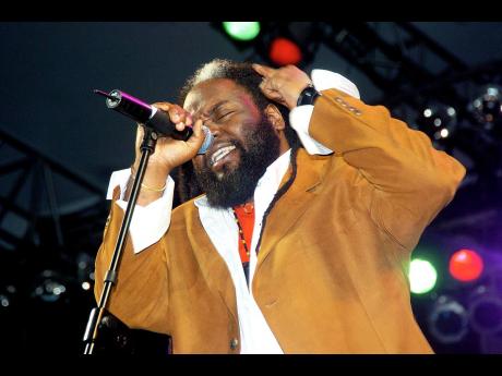 Peetah Morgan performing at Reggae Sunsplash 2006.