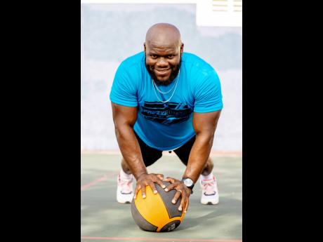 As a seasoned athlete, Carlington Sinclair transitioned from football to excelling in field events at the championship level. Now, in his role as a personal trainer, he’s dedicated to helping others achieve their fitness goals.