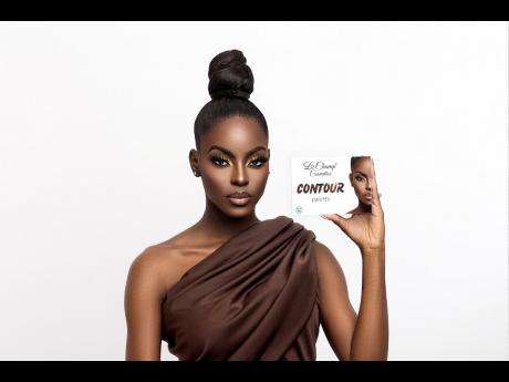 Suana Callum is also the face of local vegan 
makeup brand, 
Le Champ Cosmetics. 