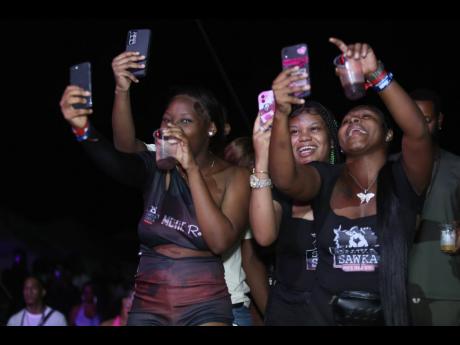 Fans at Sashi Live held on Saturday at Grizzly’s Plantation Cove, St Ann.