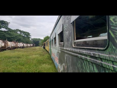 A passenger train on a test run from Spanish Town to Linstead in St Catherine.