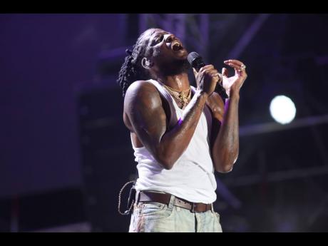 Aidonia gave a moving performance on night one of Reggae Sumfest. 